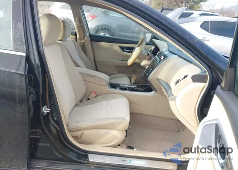 2013 Nissan Altima 2.5 Sv z USA, uszkodzony, nr VIN 1N4AL3AP8DC137089